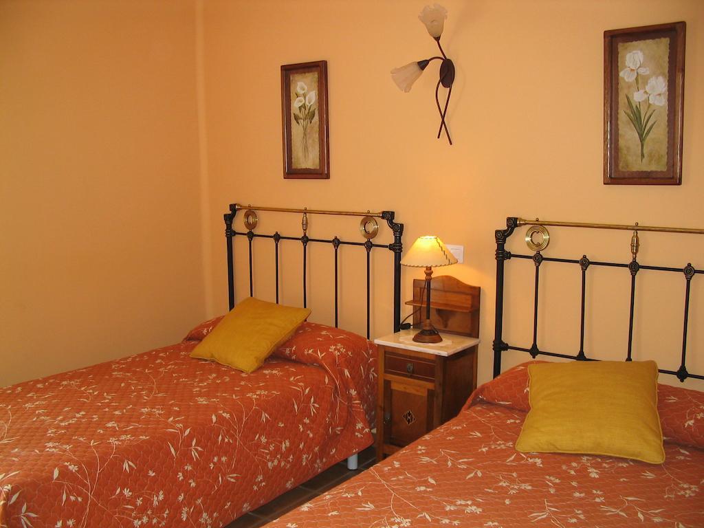 Apartamentos Casa Gallan Sarvisé Quarto foto