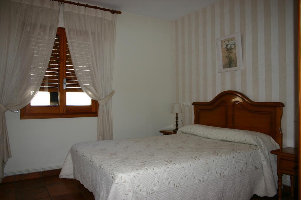 Apartamentos Casa Gallan Sarvisé Quarto foto
